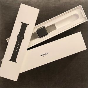 Apple Watch Series 3 42 MM, good used condition
